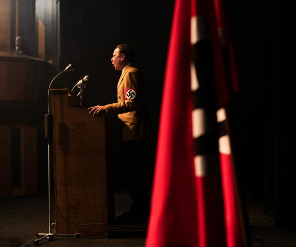 Bordeau Cinéma Théâtre - Führer und Verführer