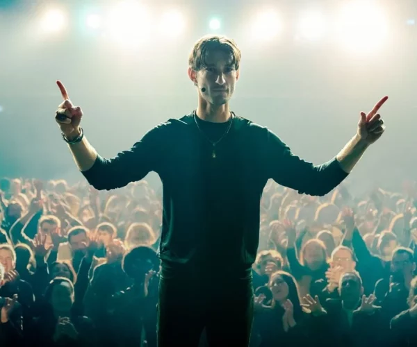 Bordeau Cinéma Théâtre - cd49a9acf07e9a8c2402d874604c8ff7