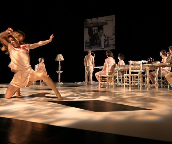 Bordeau Cinéma Théâtre - 'une photo de famille